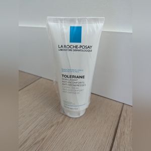 La Roche Posay face wash toleriane new